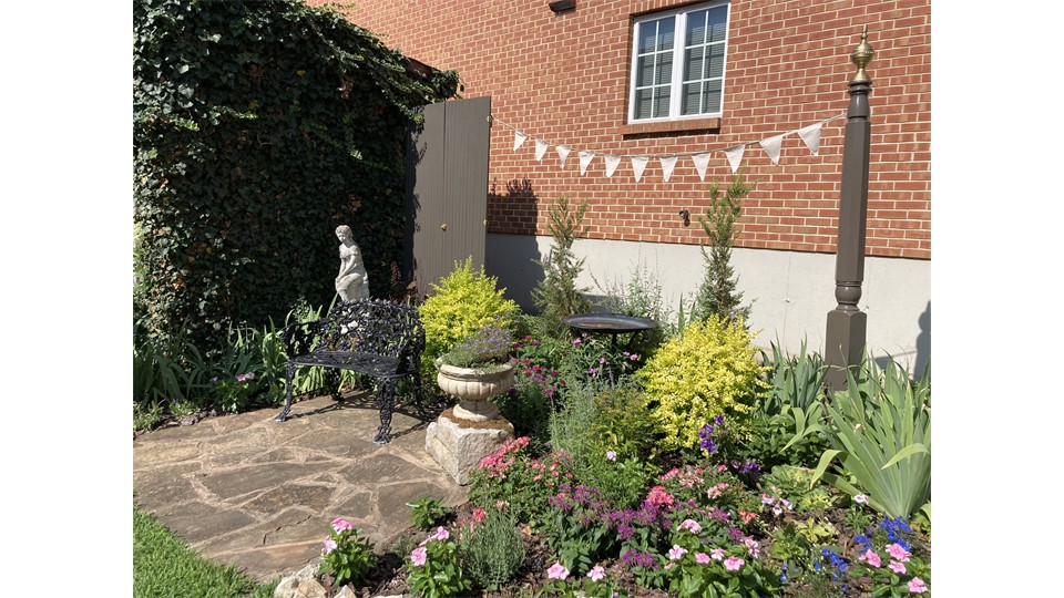 English Garden English Garden